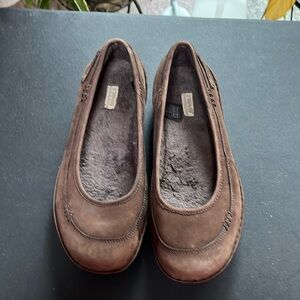 Teva Nubuck Line Flats Size 8